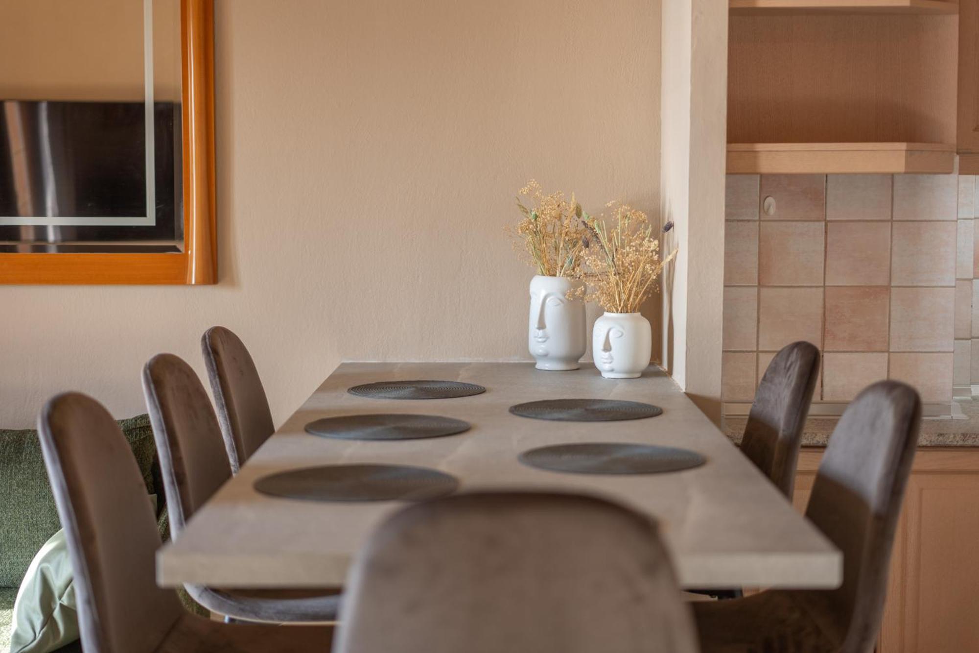 Hacienda Rowena Apartment